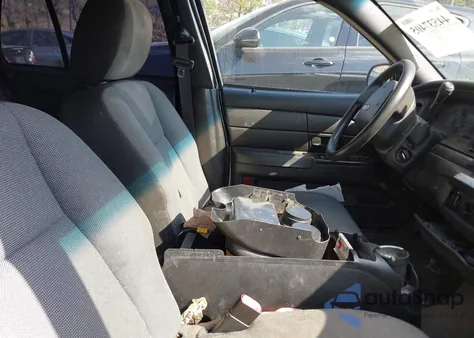 2011 Ford Crown Victoria Police Interceptor from USA, damaged, VIN 2FABP7BV0BX152778